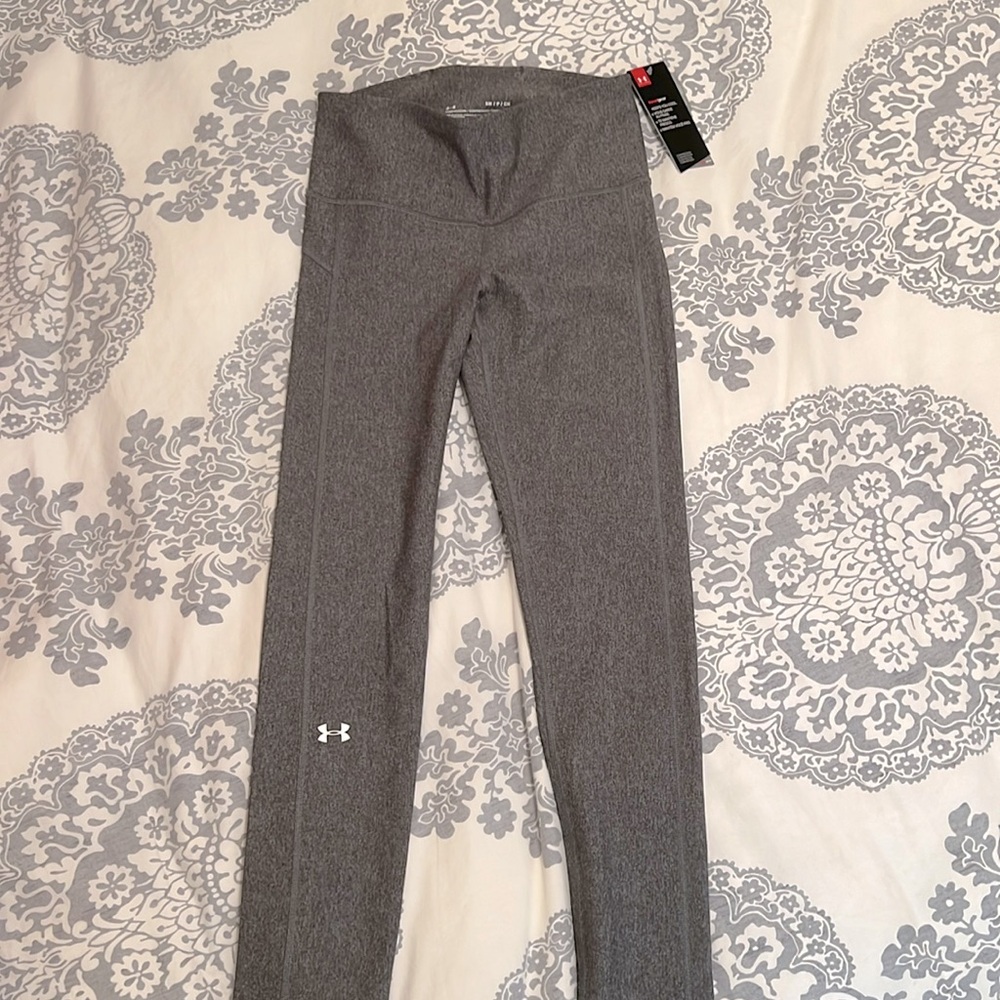 Under Armour compression leggings